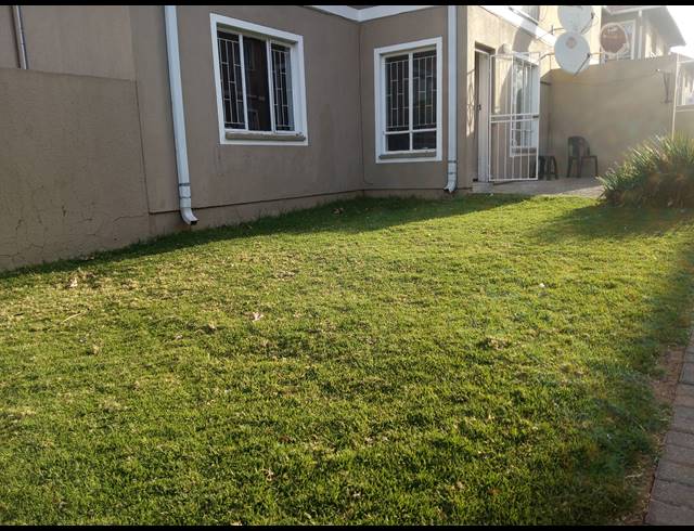 2 BEDROOM SECTIONAL TITLE FOR SALE IN COMET